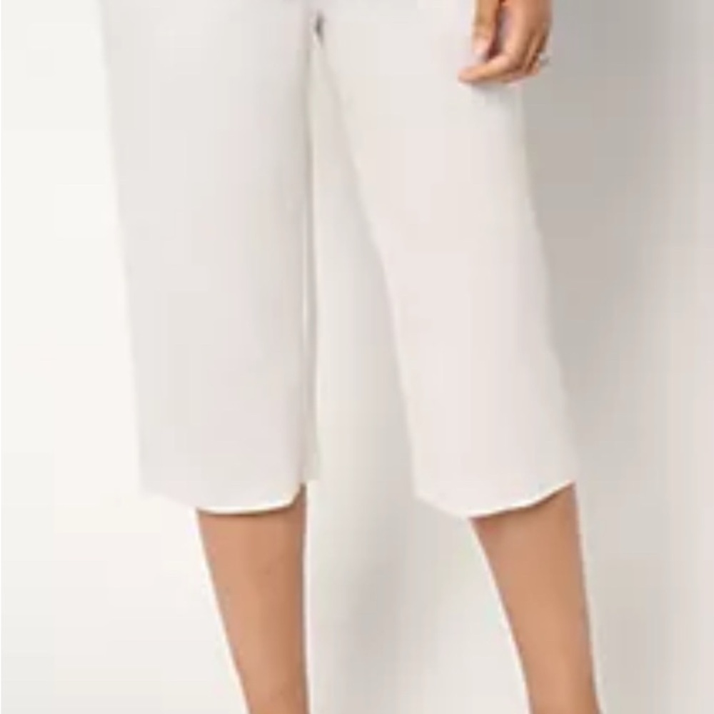 Belle Beach Color: Sand Bar by Kim Gravel Regular Cabana Knit Stripped Capri Pan